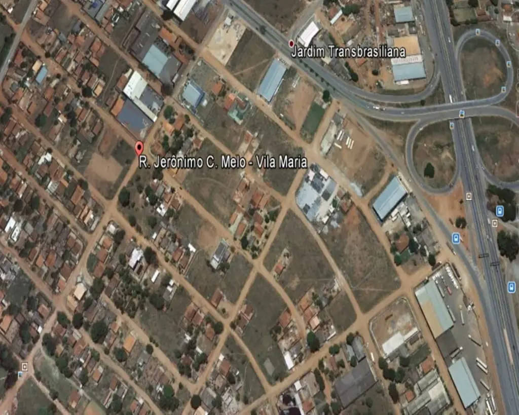 HENRIQUE: 9 8 1 9 8-4 2 4 0 (whatsapp) Área medindo 1.482m² na Rua Jerônimo C. M...