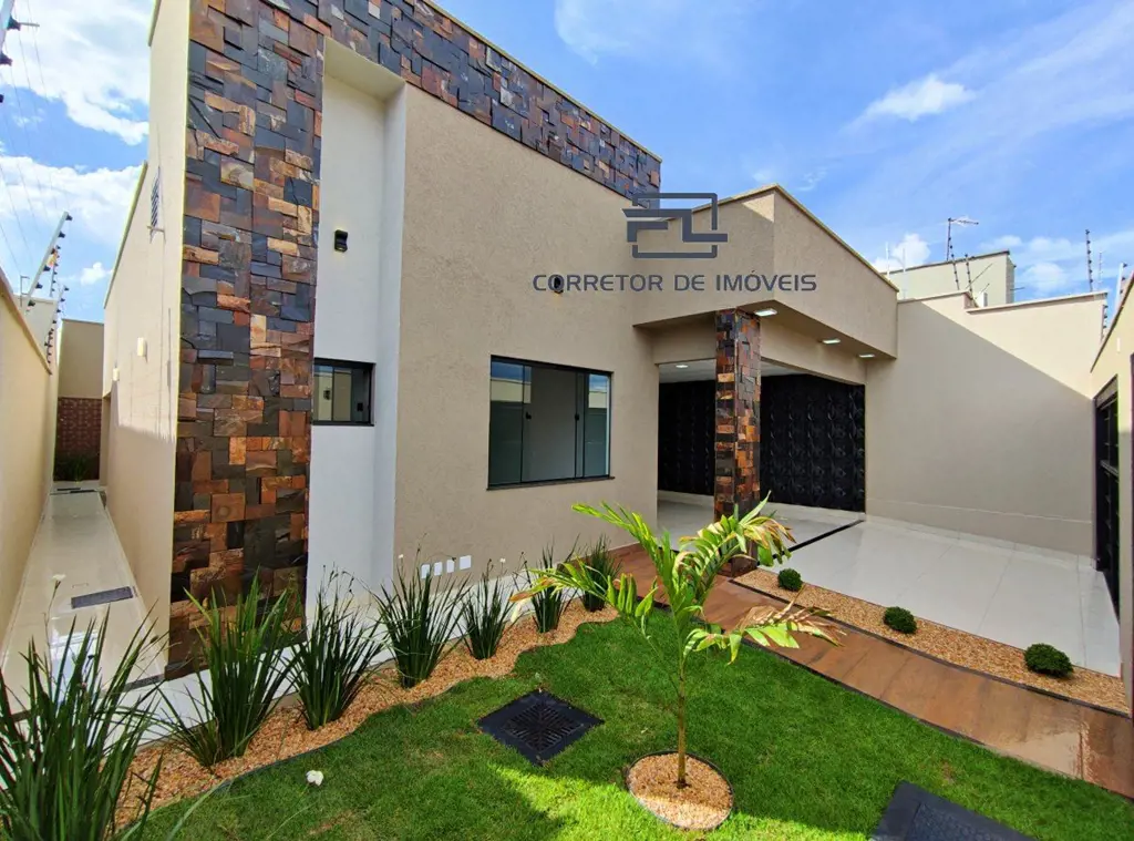 CASA ALTO PADRÃO EM TRINDADE GO...* 3 DORMITÓRIOS SENDO 1 SUÍTE COM CLOSET,*SALA...