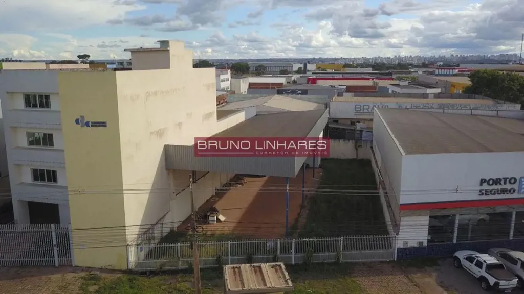 Vendo Galpão na Cidade do AutomóvelExcelente localizaçãoGalpão localizado em fre...