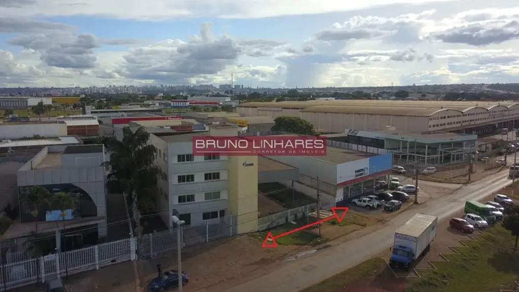 Vendo Galpão na Cidade do AutomóvelExcelente localizaçãoGalpão localizado em fre...