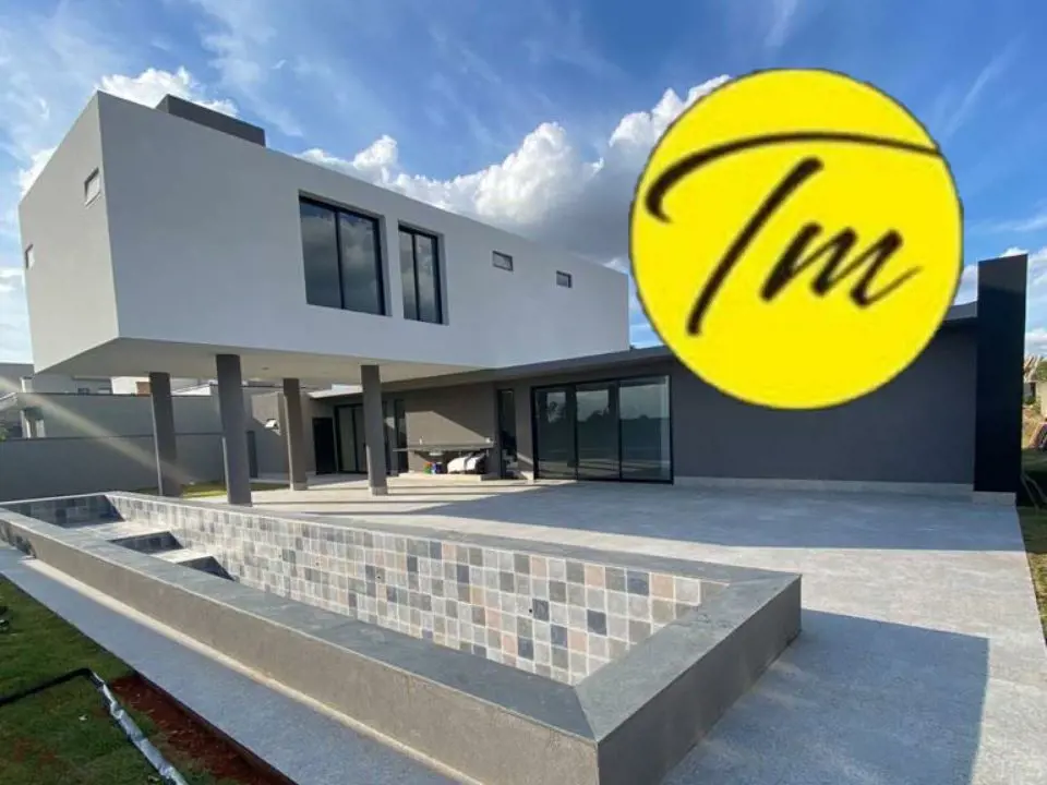 Excelente sobrado com 3 suítesSobrado com 3 suítes, sendo 1 máster com closet, f...