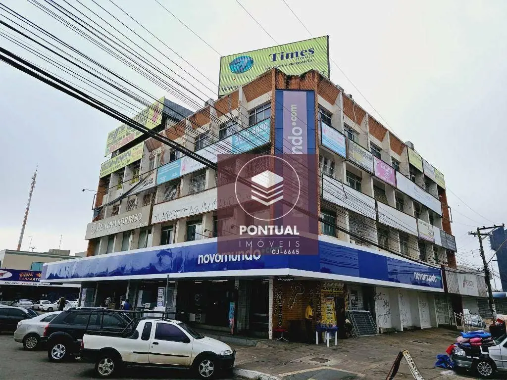 Excelente Sala na Ceilândia Centro.Prédio com elevador e portaria.Exigimos 02 fi...
