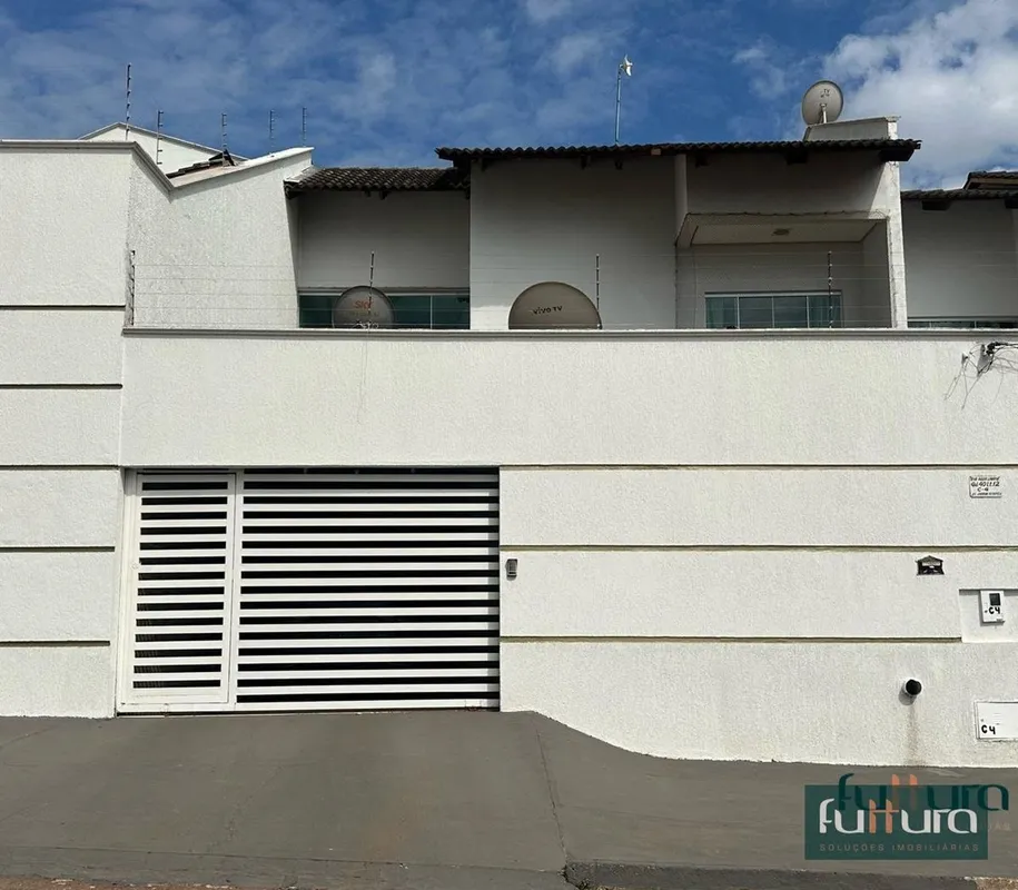 SOBRADO RESIDENCIAL PARA LOCAÇÃO | JARDIM PETRÓPOLISExcelente sobrado residencia...