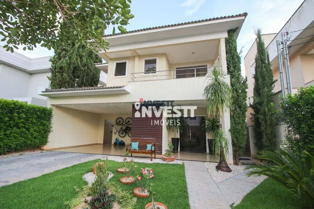 Sobrado no Portal do Sol II, com 360m2 de terreno e 238 m2 de área construída, c...