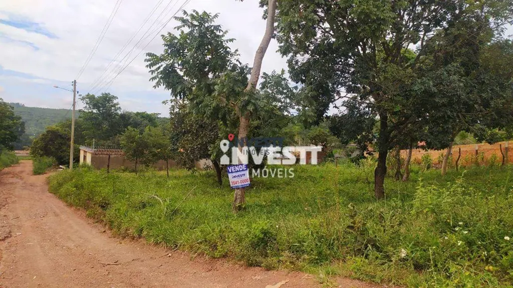 Lote bem localizado, com 449,50 m², ótima oportunidade.Quitado, Escriturado.Acei...