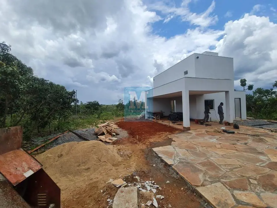 MENDONÇA VENDE COM EXCLUSIVIDADE SOBRADO/LOFT EM CHÁCARA DE 2HA, ESCRITURADA E R...