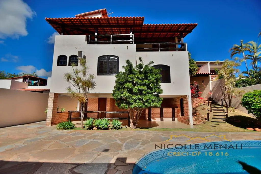 SOMENTE PARA EMBAIXADAS E O.I OU RESIDENCIA DE EXECUTIVOS DE EMPRESAS.Lindo Imóv...