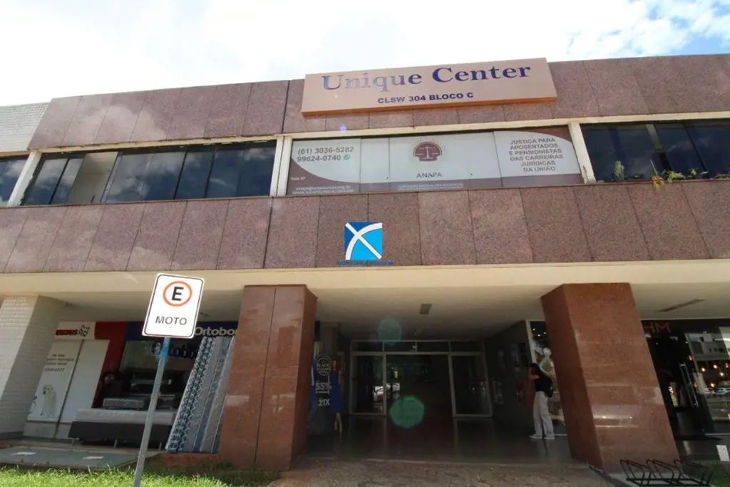 Imobiliária Brasília vende excelente Loja na CLSW 304 do Sudoeste com 32 m2 de á...