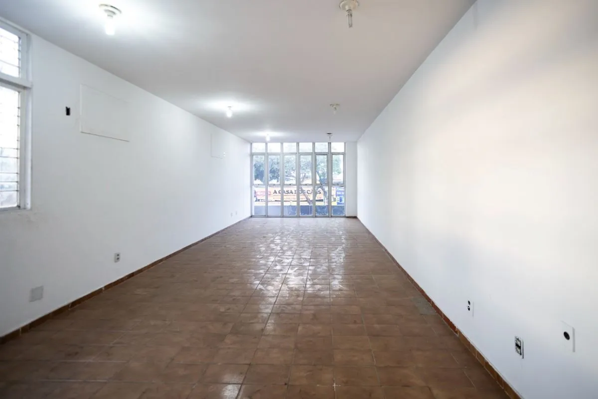 Sala comercial, no Setor Campinas. - 01 Sala- 01 Banheiro Não perca oportunidade...