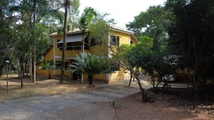 Excelente Chácara totalmente formada, pomar completo com inúmeras árvores frutíf...