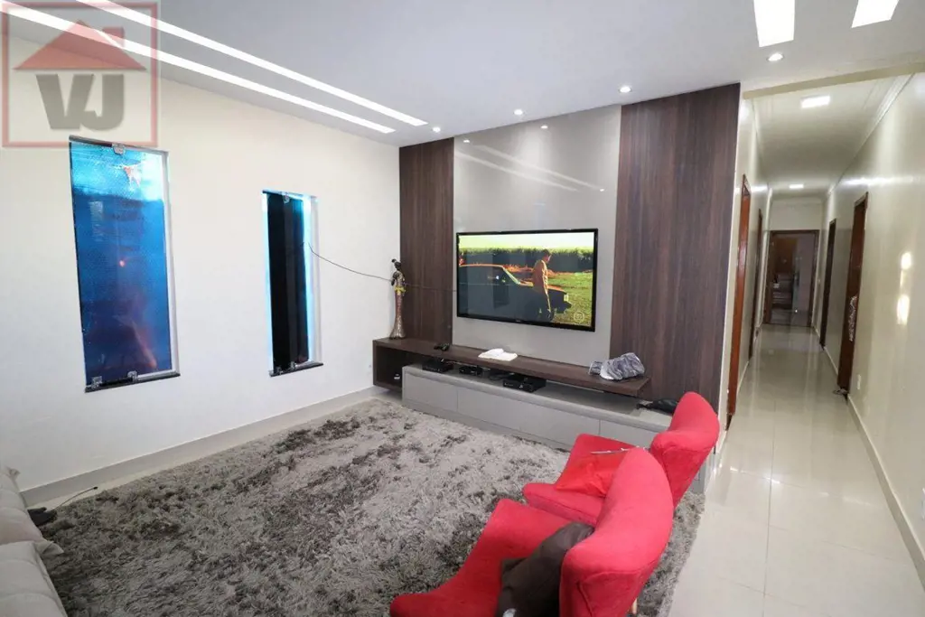 CONDOMÍNIO SOLAR DA SERRA, NO JARDIM BOTÂNICO.CASA COM 2 PAVIMENTOS, 450 m2 DE Á...