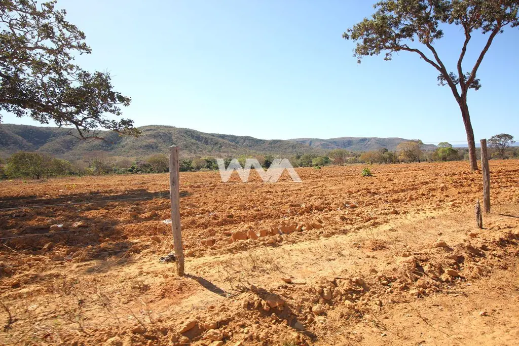 Fazenda a venda com 850 Hectares em Buritis de Minas-MGFazenda com topografia se...