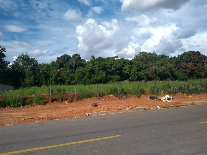  Comentários do corretor: Área de 6855 m² , situada no início da Av. C 2 , no Jd...