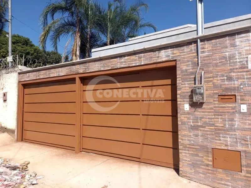  Comentários do corretor: Casa nova com 03 suítes, sala em 02 ambientes com pé d...