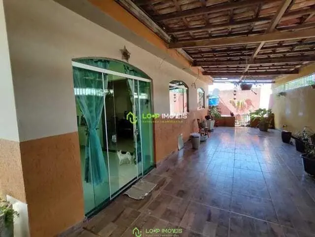 Oportunidade!!! A Loop Imóveis vende excelente casa no Estância em Planaltina - ...