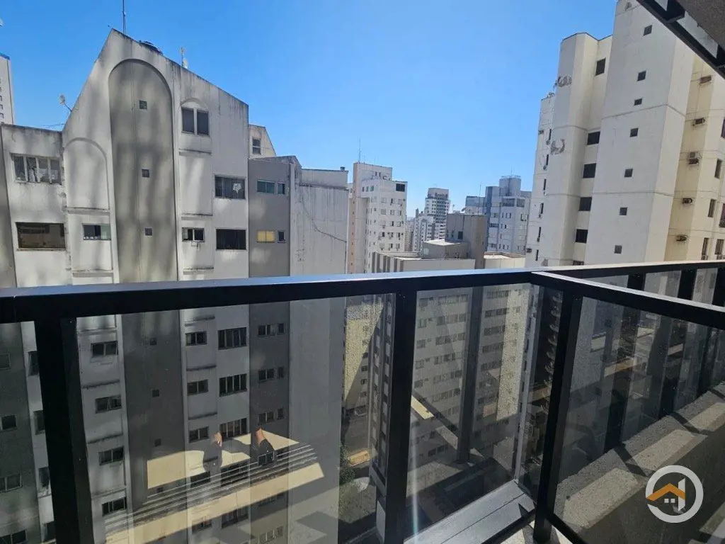 Apartamento 4 Suítes, 185m² no Setor Oeste, Próximo ao Lago das Rosas.O Mais Alt...