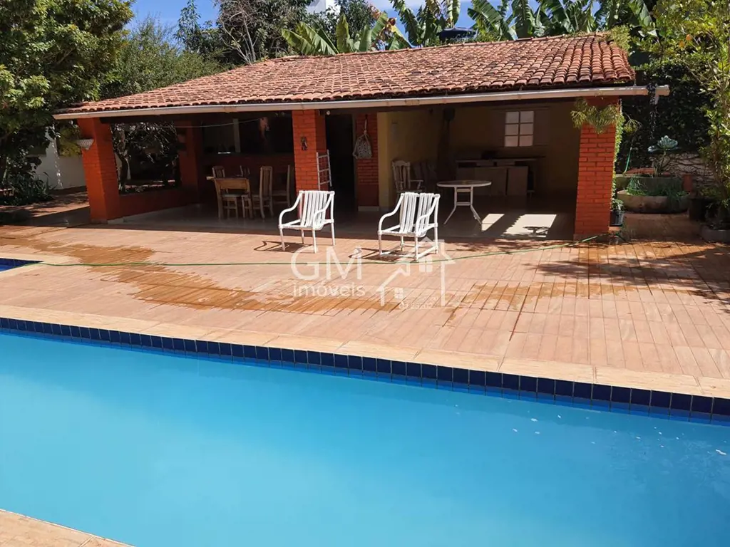 A GM Imóveis vende casa no condomínio Lago Azul, um dos mais valorizados do Gran...