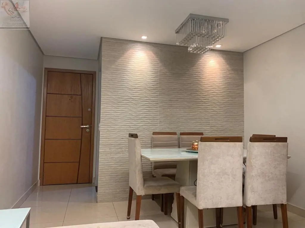 Excelente oportunidade no coração do Guará! Este apartamento de 3 dormitórios no...