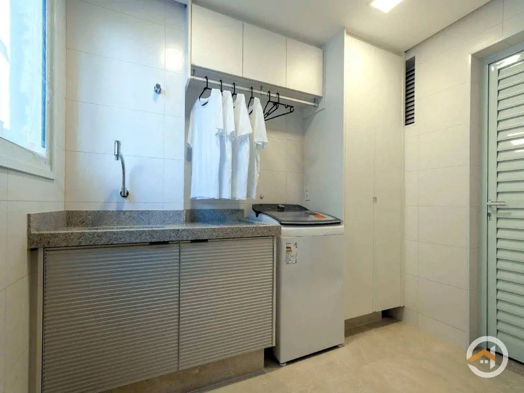 Apartamento de 3 Quartos sendo 3 Suítes ao poucos passos do Parque Vaca brava e ...