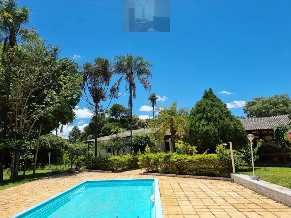 SITIO COM LOTE DE 40 MIL METROS ESCRITURADO, 4 CASAS, PISCINA, SALÃO DE FESTAS !...