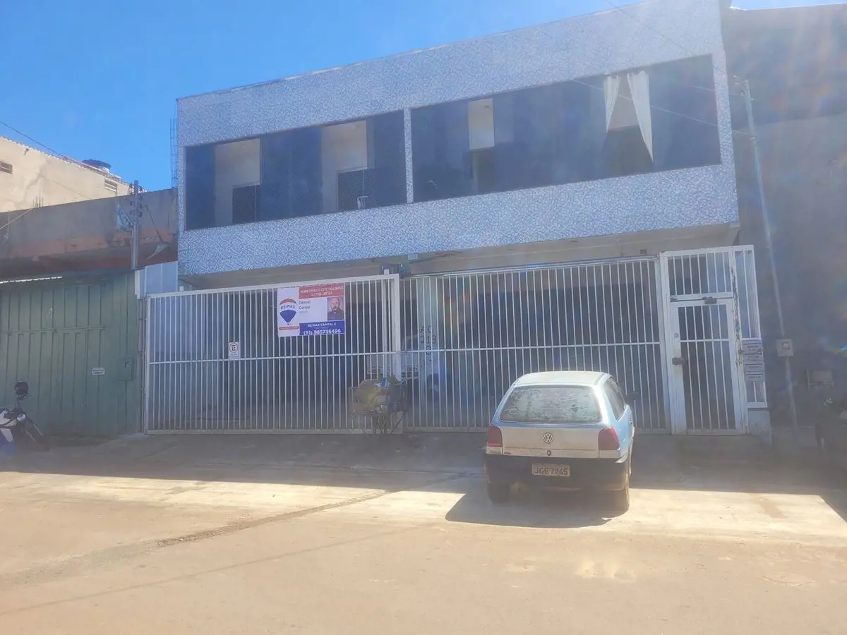 Casa em condominio fechado Lote Predio na AC 219 SANTA MARIA DF2 LOJAS 4 APARTAM...