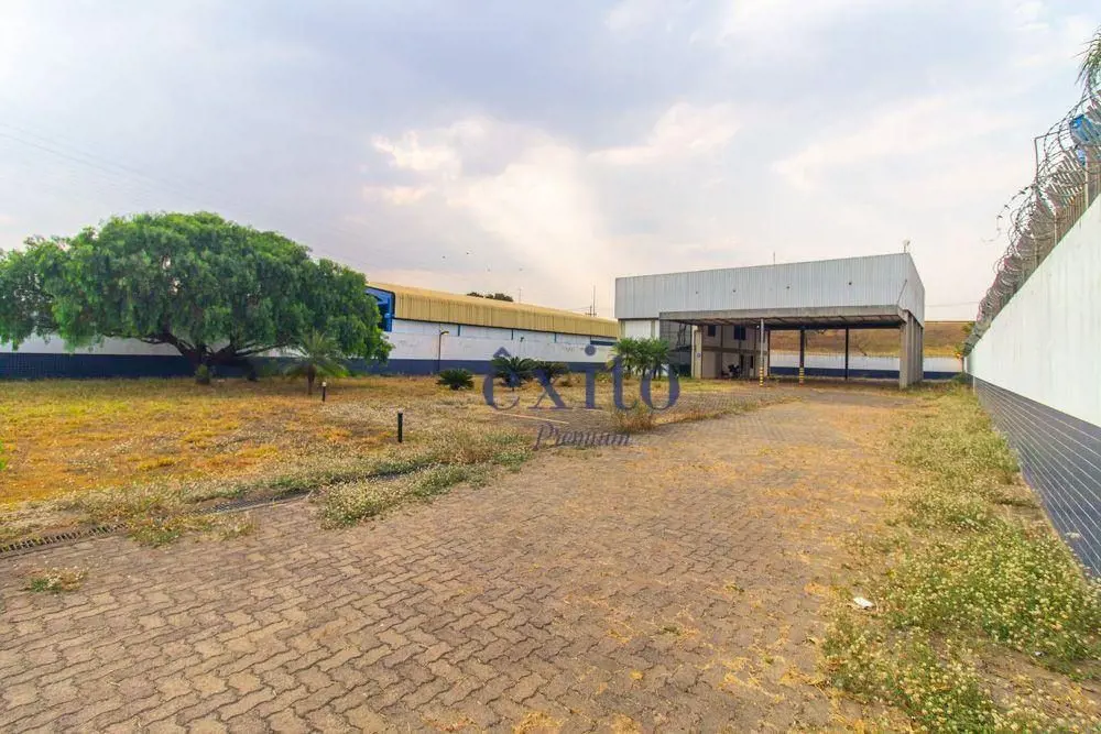 SIA, Trecho 17, Edifício comercial à venda!Edifício situado no Setor Industrial;...