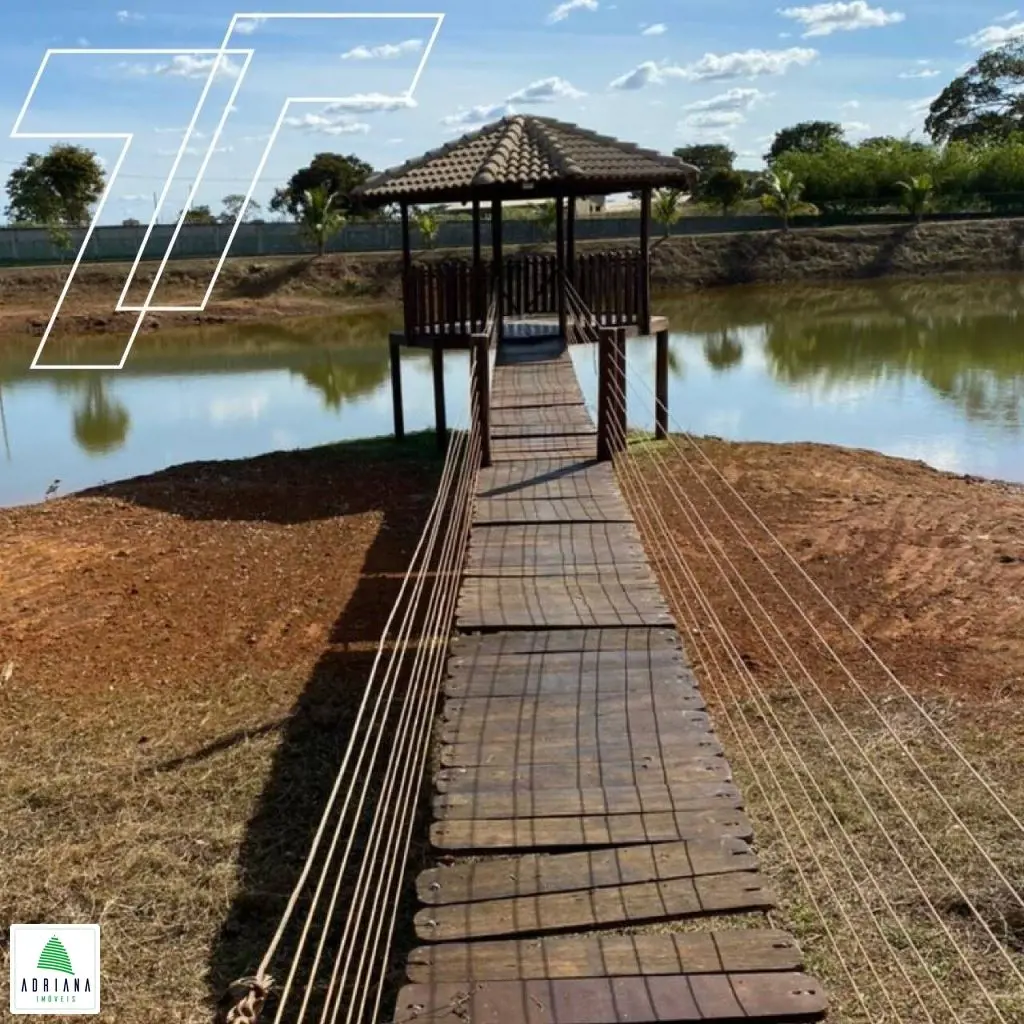 terreno com area de 2.000 m² valor R$ 370.000,00 (Ágio) + 53 parcelas de R$ 1.49...