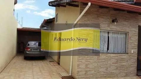 EDUARDO NERY - VENDE -CASA COMPOSTA DE:03 QUARTOS SENDO UM SUÍTE SALA AMPLABANHE...