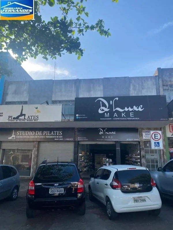 IMOBILIÁRIA FERNANDES vende excelente prédio no Setor Sul do Gama, no qual possu...