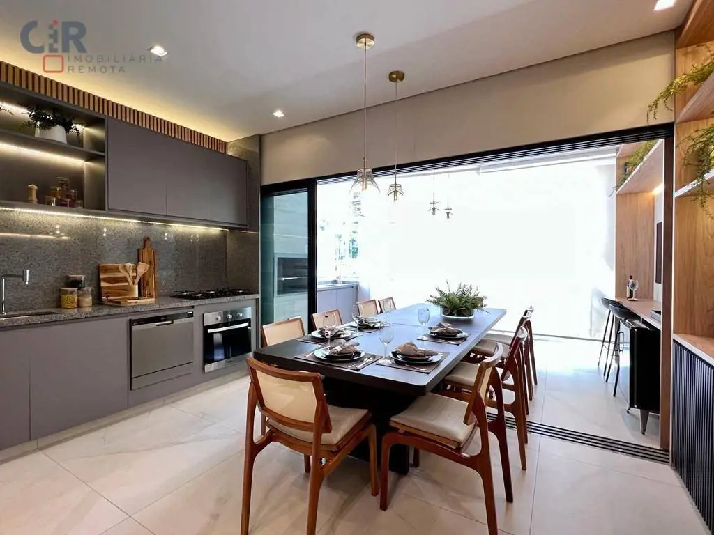 Fachada autoral com design exclusivo, em linhas fluídas e modernas; Arquitetura ...