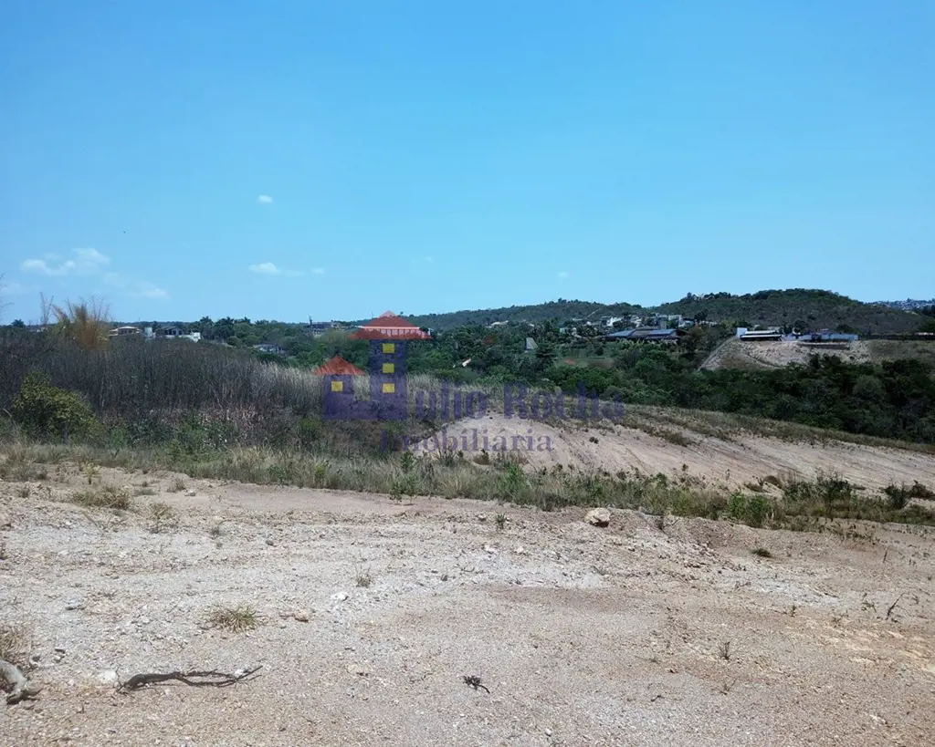 JULIO ROCHA IMOBILIÁRIA VENDE! Ótima Chácara no Condomínio Mansões Serranas com ...