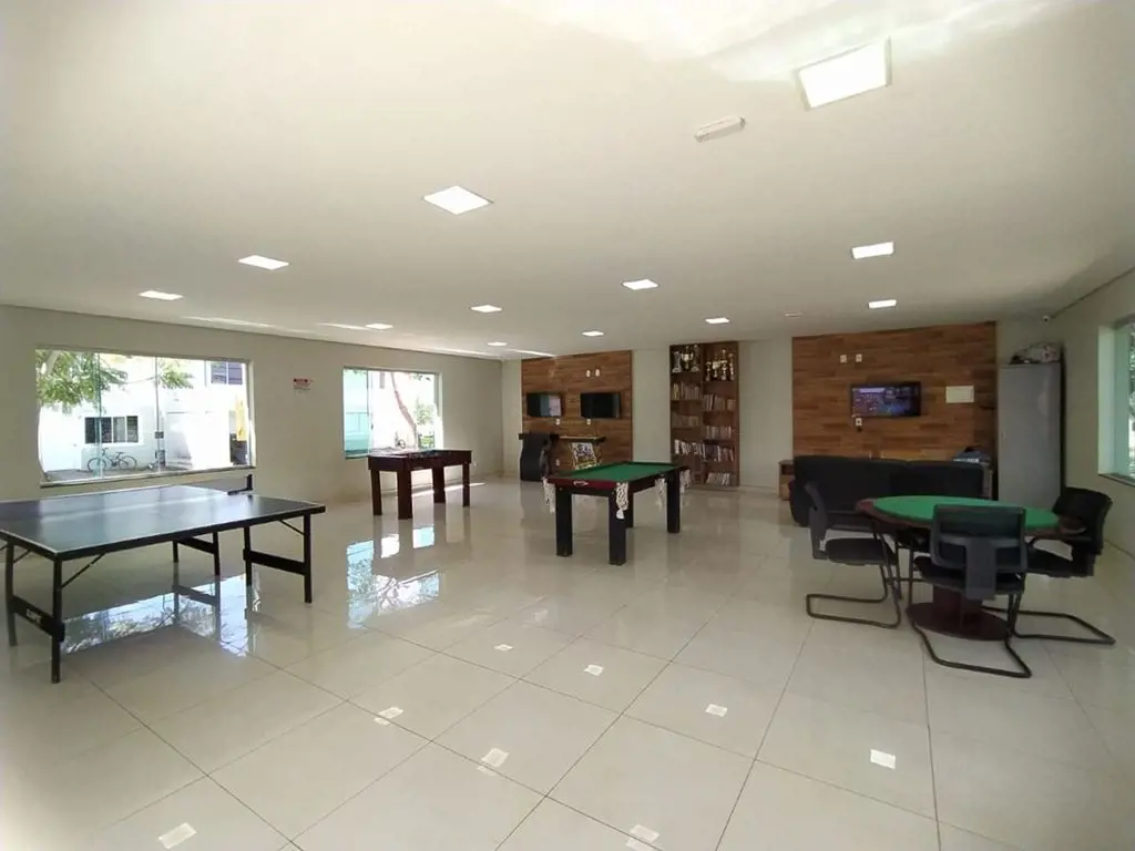 Casa para vendaImóvel com inquilino, 2 quartos1 banheiro com blindex , pia escup...