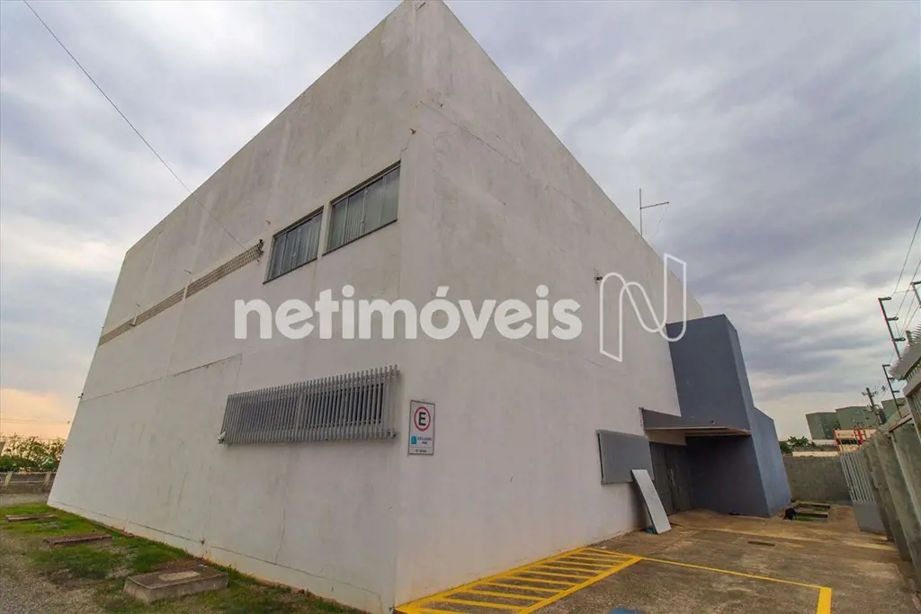 Quadra AC 101 – GALPÃO + LOTE - ACEITA FINANCIAMENTO – COM HABITE-SE Imóvel Come...