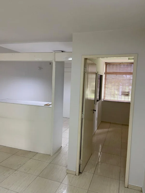 Lettieri aluga: Excelente sala na W3 Sul, área privativa 60m², entrada privativa...
