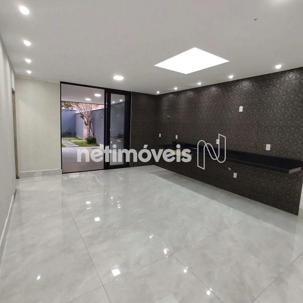  Casa para venda na Quadra 5 de Arniqueiras/Águas Claras-DF. Condomínio fechado,...