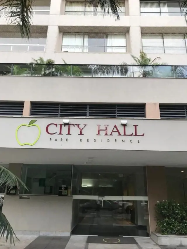 3 suites,principal c/ hidro, armários de qualidade, lavabo, sala ampla, 3 ambien...
