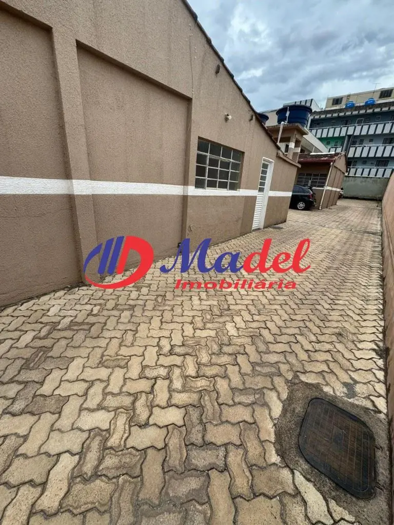 MADEL IMOBILIÁRIA ALUGA CASA DE 2 QUARTOS NO SETOR DE MANSÕES DE SOBRADINHO.DESC...