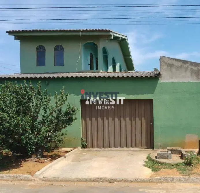 Sobrado no Parque Veiga Jardim com lote de 382,50m², piso inferior composto por ...