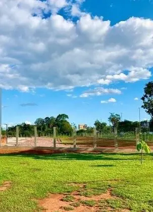 Excelente Lote para Aluguel .O imóvel está próximo a Águas Claras, na via EPVP q...