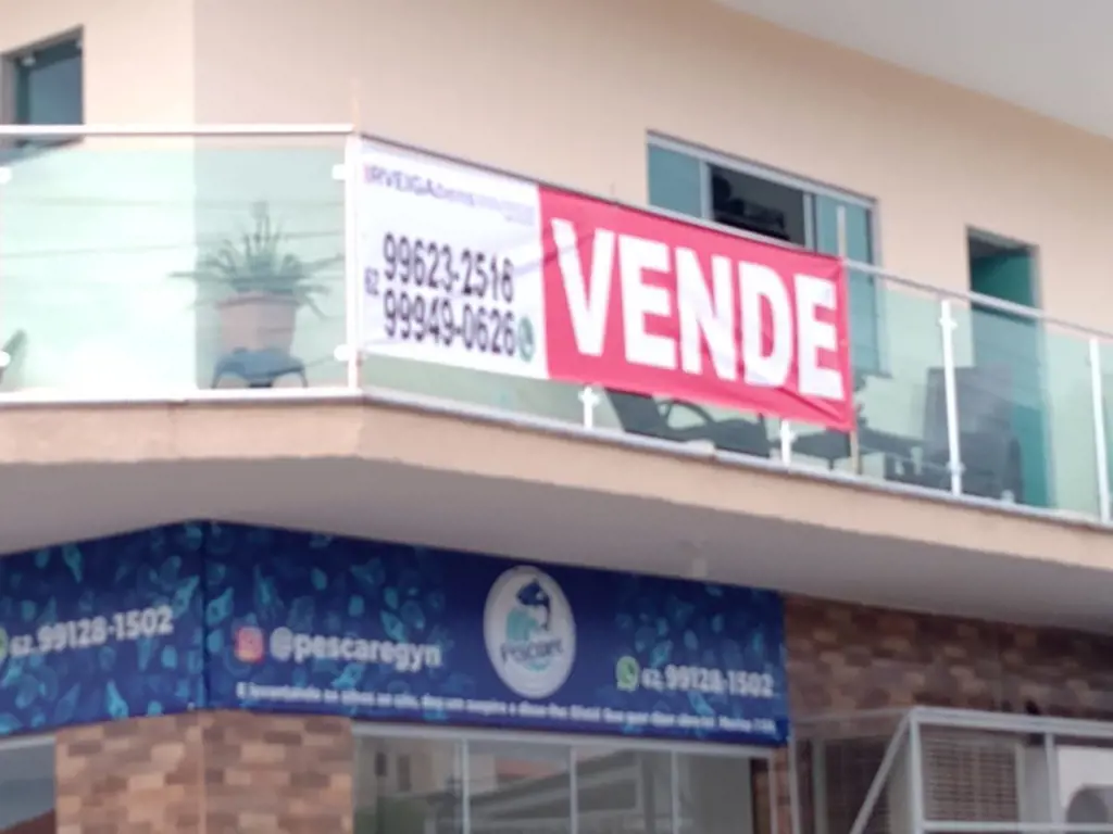 Prédio comercial/ residencial de esquina setor Residenacial Ana Moraes/ Vera Cru...