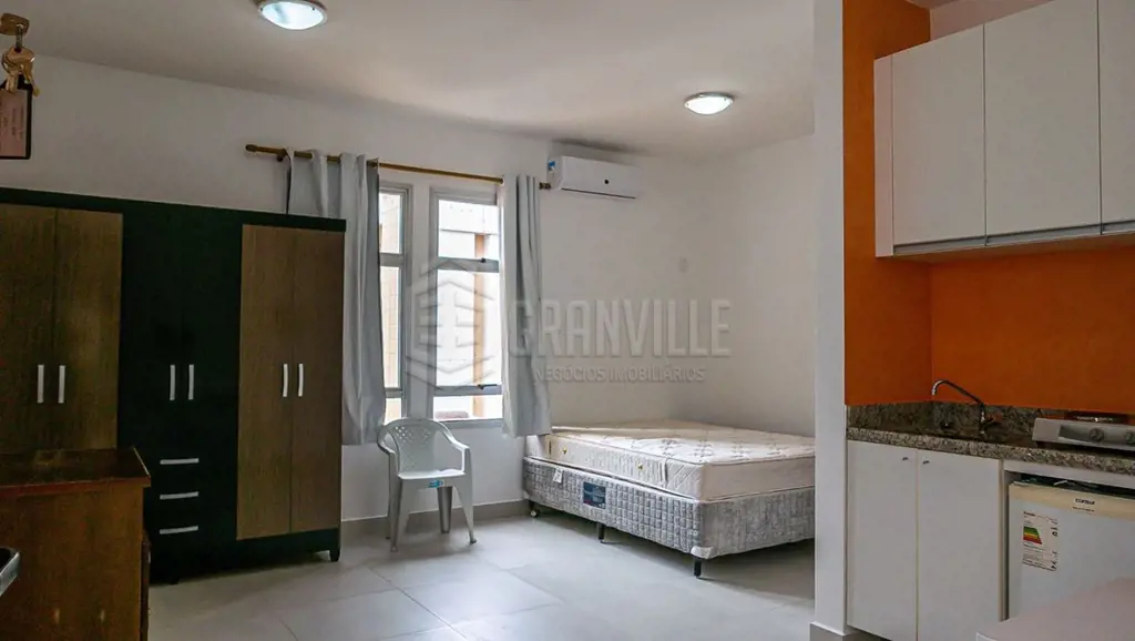 Granville Negócios Imobiliários Aluga:Linda Kit Nascente, com vista livre, mobil...