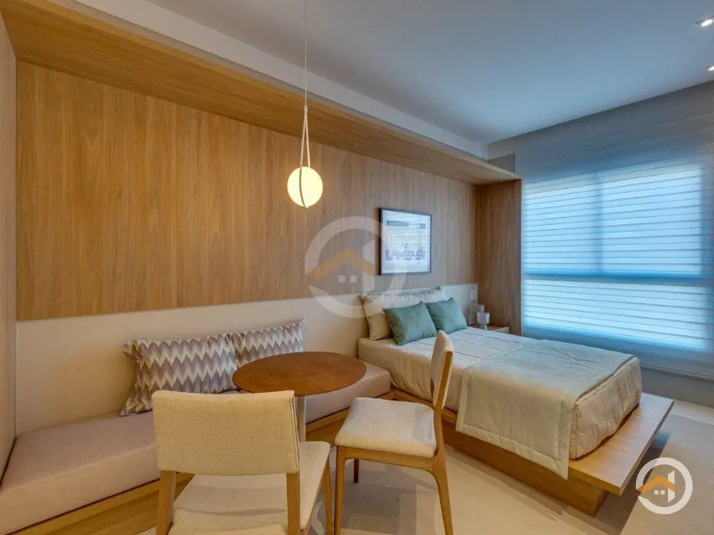  411M² | 4 SUÍTES | PORTEIRA FECHADA | 1 POR ANDARUma verdadeira casa suspensa n...
