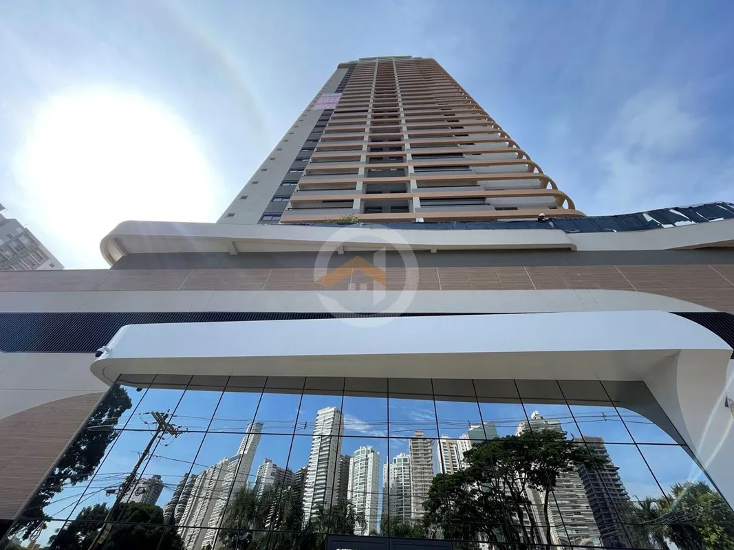 Apartamento à com 3 Quartos , sendo 3 suítes no Setor Pedro Ludovico em frente a...