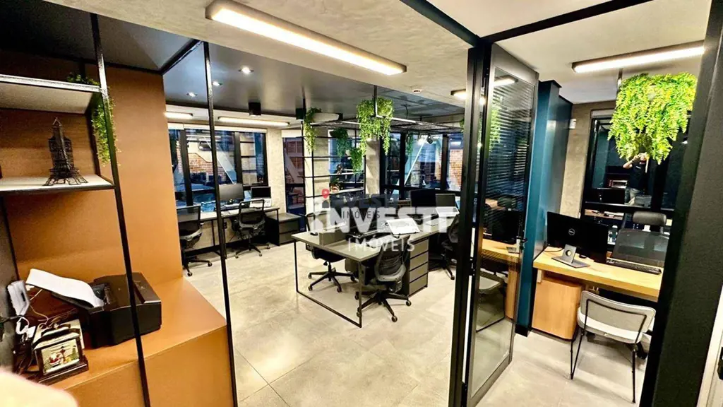 Prédio Comercial Prox. Parque Flamboyant, investimento ideal para renda, em uma ...