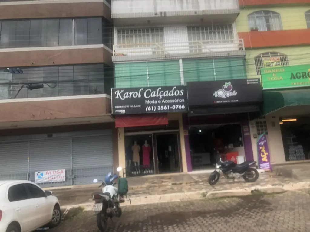 OPORTUNIDADE!!!! LOJA COM 61,30M² REFORMADA COM BANHEIRO, COPA, NA PRAÇA DA VILA...