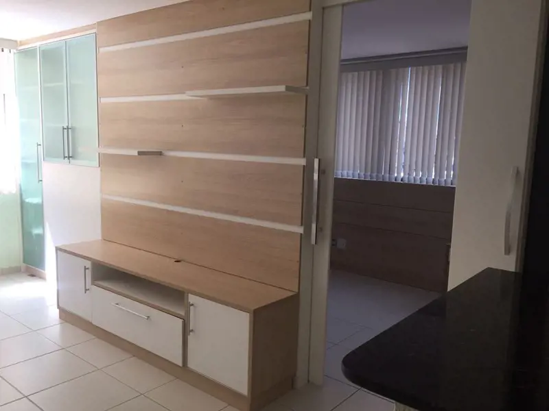 LINDA KIT COM ARMÁRIOS, PRÓXIMO AO UNICEUB, OLYMPIA RESIDENCE, ASA NORTESOBRE A ...