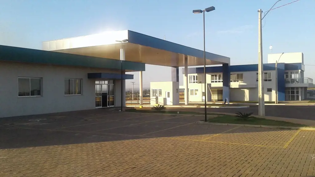 Primeiro Condominio Fechado para construcao de galpoes e Industrias da Regiao do...