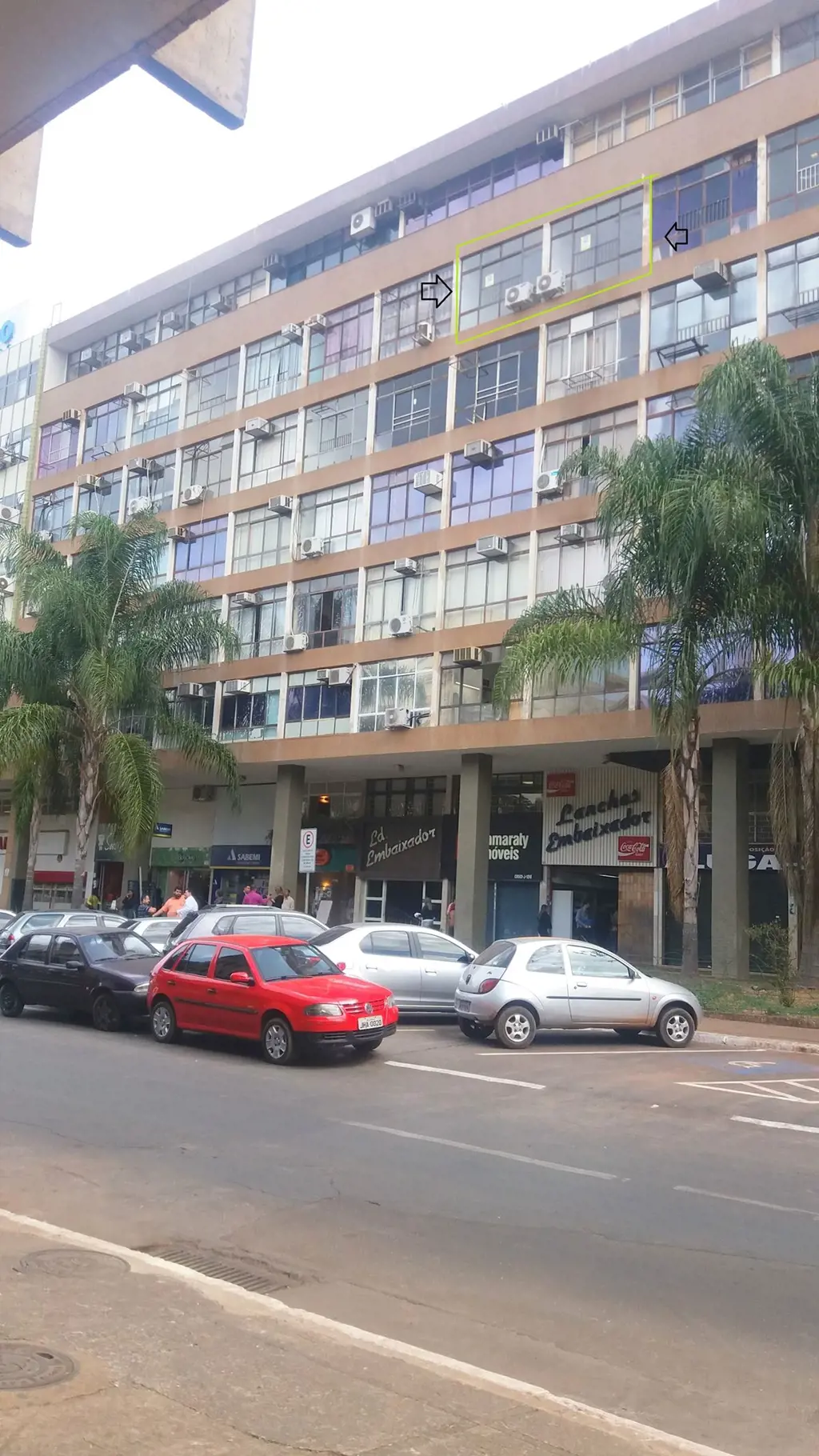 MENDONÇA IMÓVEIS ALUGAEXCELENTE SALA COMERCIAL COM AR CONDICIONADO E BANHEIRO PR...