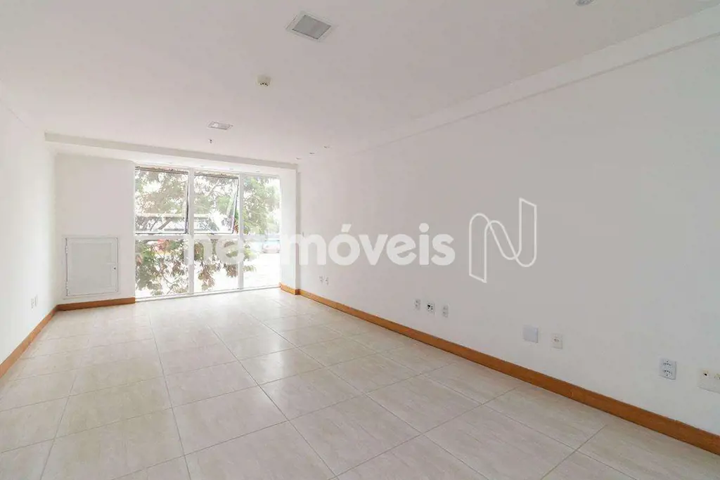 Localização: Ao lado do TJDF, em frente ao Correio Braziliense, a poucos minutos...