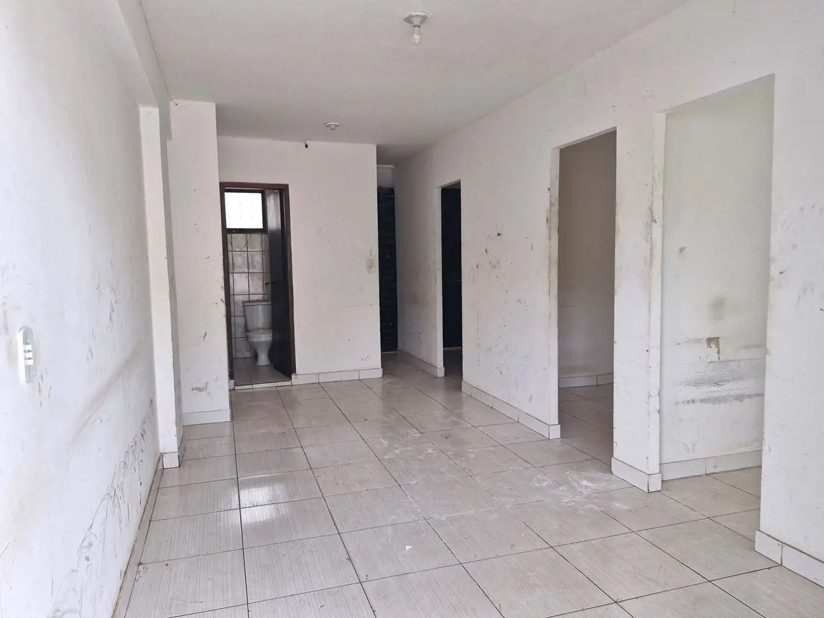 EXCELENTE PRA QUEM PROCURA INVESTIMENTO!!! Alugada !! IMÓVEL COMPOSTO POR LOJA T...